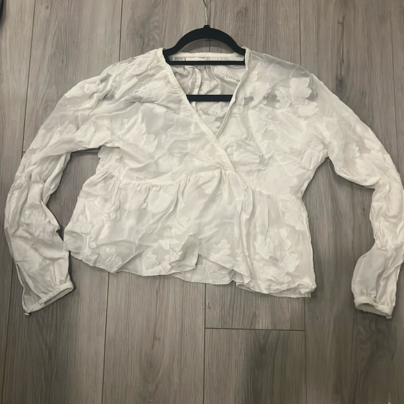 Aritzia Wilfred Peplum Top - Picture 4 of 9